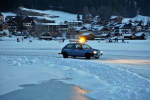 Eislaufen am Weissensee - © cmas1