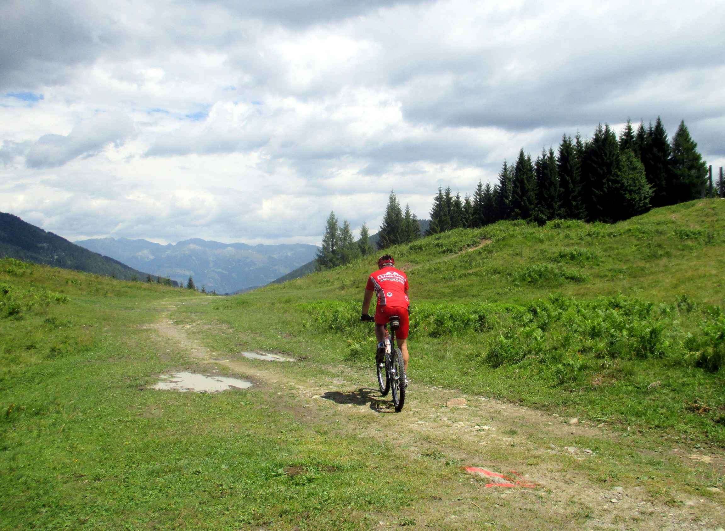 Mountainbiken Urlaub Weissensee - © www.seehauswinkler.at